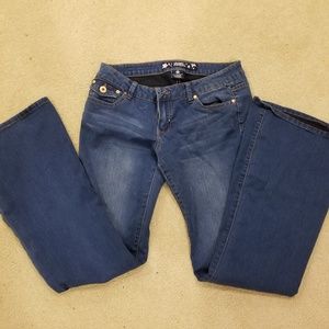 Very soft Jeans with flare bottoms